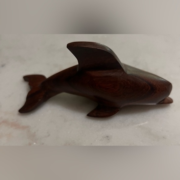 Hand Carved Ironwood Small  6 Inch Dolphin Sculpture Walnut Finish Mexico - Picture 2 of 4